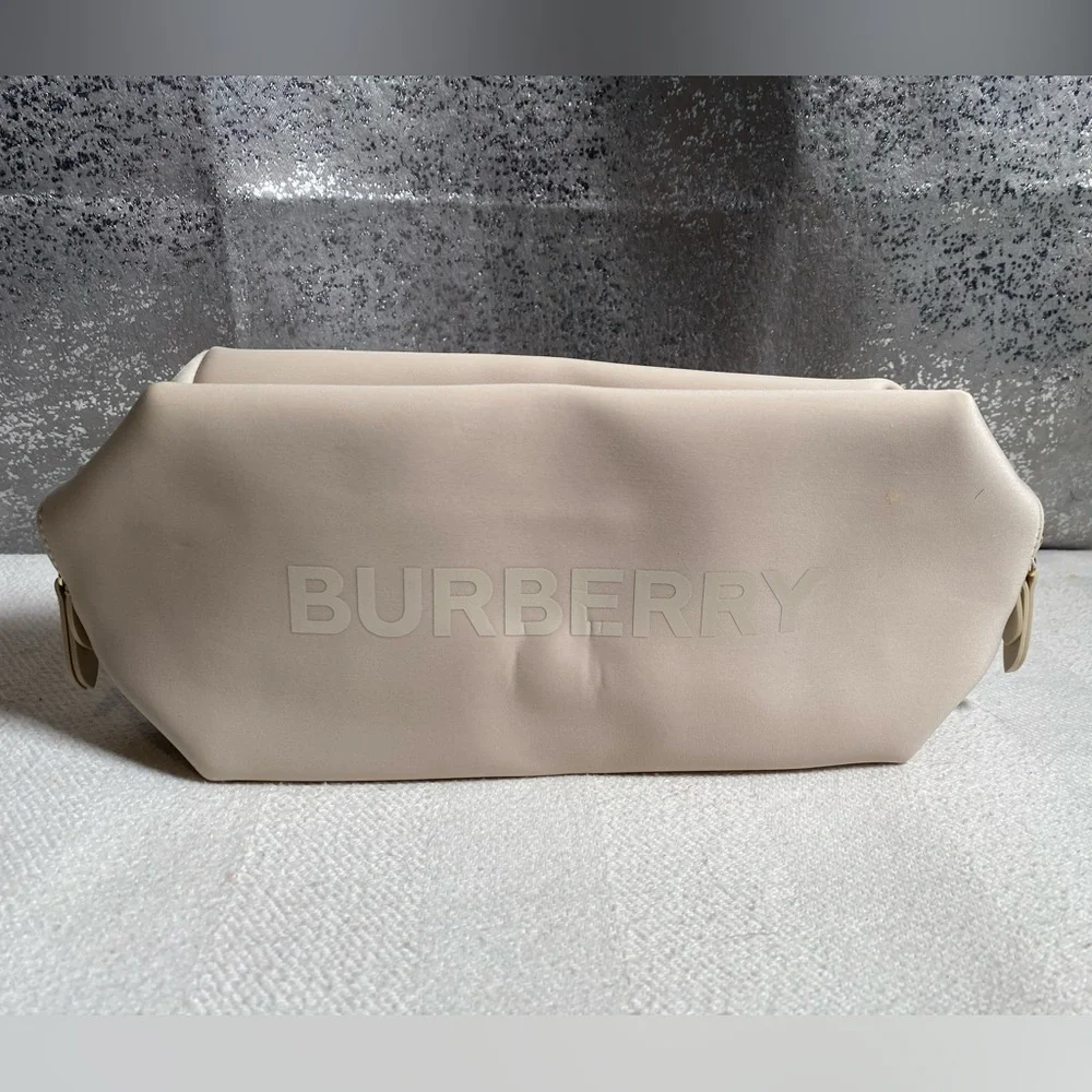 Burberry Light Beige Pouch - Picture 2 of 4